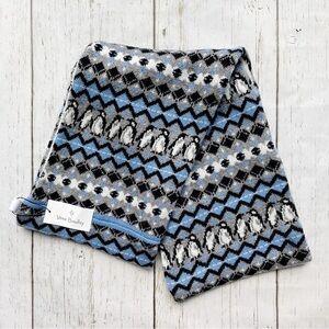 Vera Bradley Womens Cozy Cowl Playful Penguins Print Blue Knit Soft Scarf